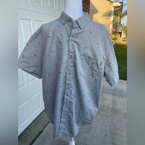 Molokai Surf Button Down Slim Fit Hawaiian Short Sleeve Shirt Size XL - Picture 2 of 8